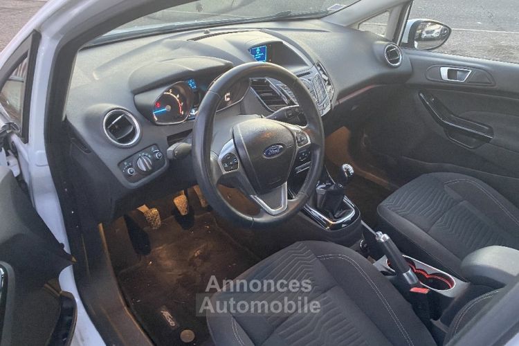 Ford Fiesta 1.0 EcoBoost 100 SetS Titanium - <small></small> 8.990 € <small>TTC</small> - #5