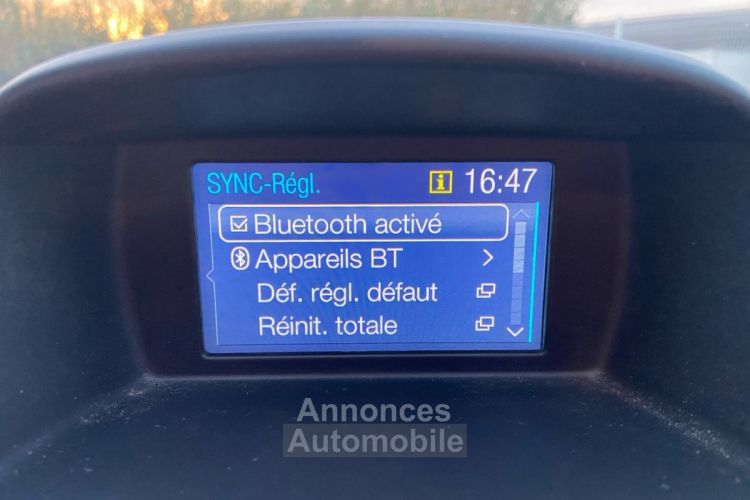 Ford Fiesta 1.0 EcoBoost 100 White RADAR AR / BLUETOOTH - GARANTIE 12 MOIS - - <small></small> 8.290 € <small>TTC</small> - #17