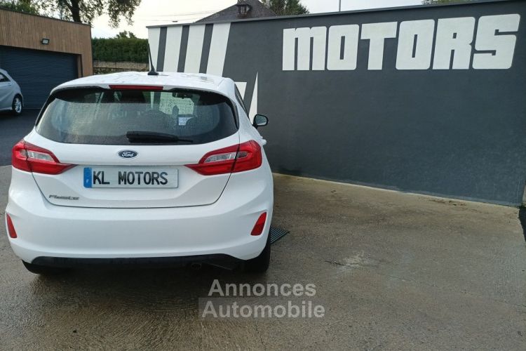 Ford Fiesta 1.0 ECOBOOST 95CH CONNECT BUSINESS CARPLAY - <small></small> 10.500 € <small>TTC</small> - #5