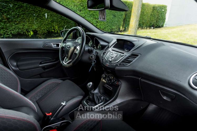 Ford Fiesta 1.0 EcoBoost ST-Line - <small></small> 9.995 € <small>TTC</small> - #13