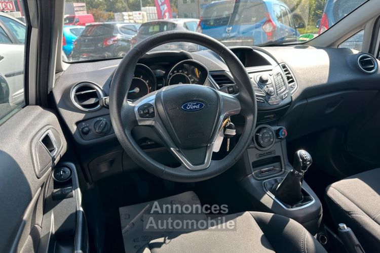 Ford Fiesta 1.25 16V 82Ch Edition Sync 5P - <small></small> 6.990 € <small>TTC</small> - #2