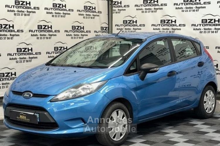 Ford Fiesta 1.25 60CH AMBIENTE 5P - <small></small> 6.990 € <small>TTC</small> - #1