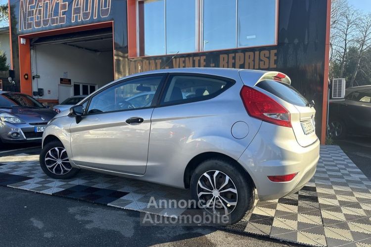 Ford Fiesta 1.25 60CH TREND 3P - <small></small> 3.990 € <small>TTC</small> - #2