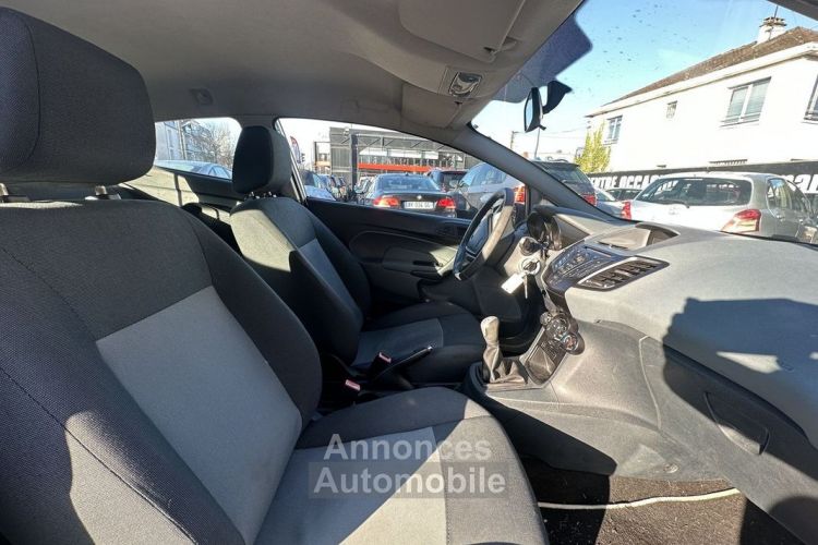 Ford Fiesta 1.25 60CH TREND 3P - <small></small> 3.990 € <small>TTC</small> - #3