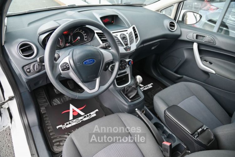 Ford Fiesta 1.25 Trend Sitzheizung - <small></small> 5.790 € <small>TTC</small> - #9