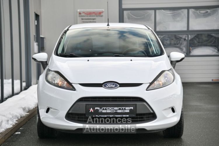 Ford Fiesta 1.25 Trend Sitzheizung - <small></small> 5.790 € <small>TTC</small> - #19