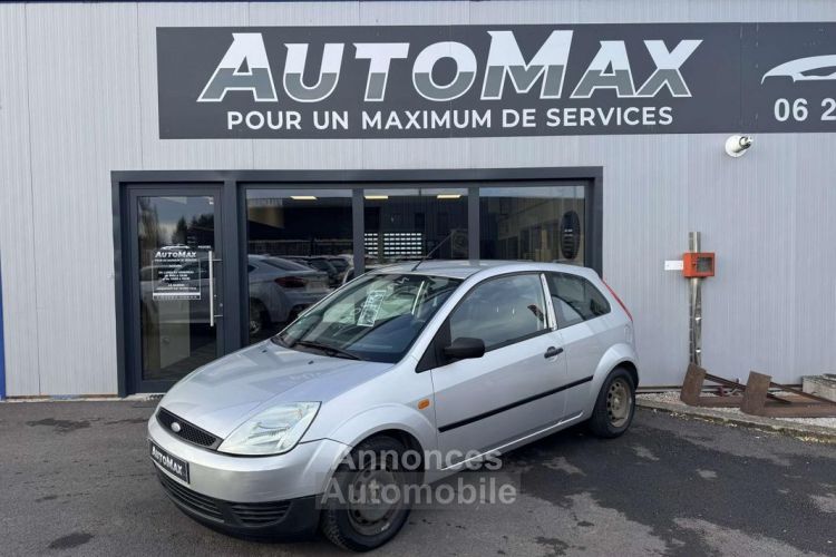 Ford Fiesta 1.3i 2002 BERLINE Ambiente PHASE 1 - <small></small> 2.990 € <small>TTC</small> - #1