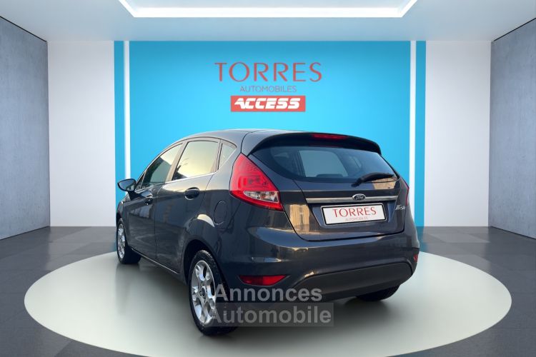 Ford Fiesta 1.4 97ch TITANIUM 5P BVM - <small></small> 7.990 € <small>TTC</small> - #3