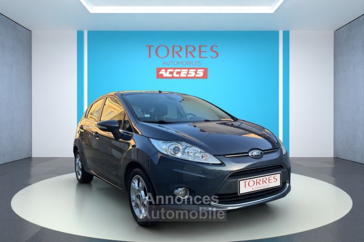 Ford Fiesta 1.4 97ch TITANIUM 5P BVM - <small></small> 7.990 € <small>TTC</small> - #5