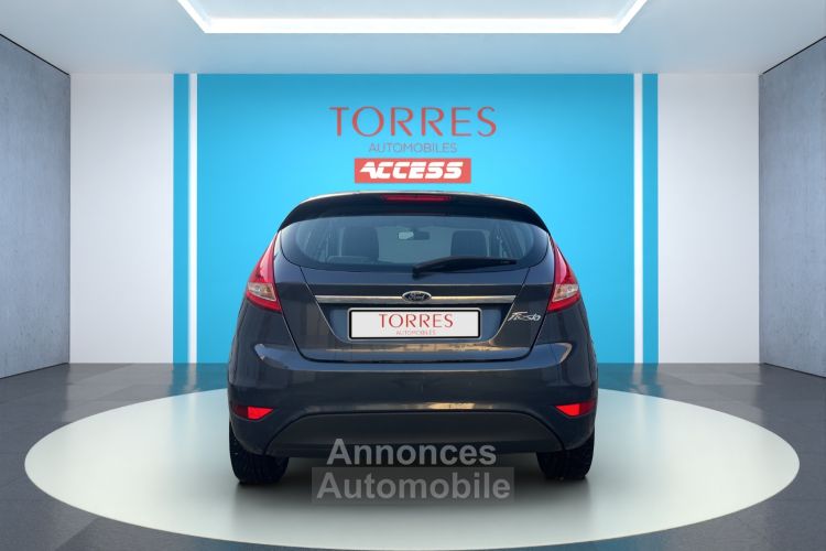 Ford Fiesta 1.4 97ch TITANIUM 5P BVM - <small></small> 7.990 € <small>TTC</small> - #7