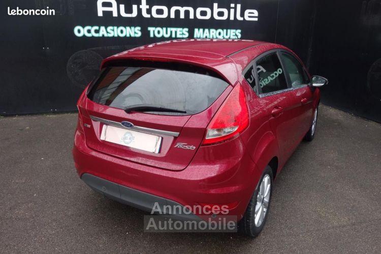 Ford Fiesta 1.4 TDCi 68 Ambiente - <small></small> 3.990 € <small>TTC</small> - #8