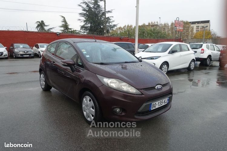 Ford Fiesta 1.4 TDCI 68CH TREND 3P - <small></small> 4.690 € <small>TTC</small> - #2