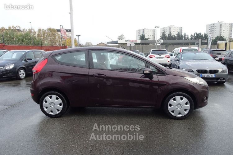 Ford Fiesta 1.4 TDCI 68CH TREND 3P - <small></small> 4.690 € <small>TTC</small> - #3