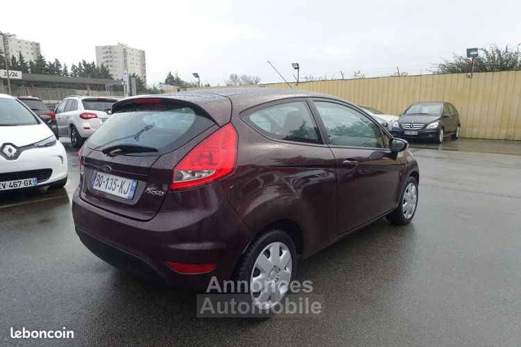 Ford Fiesta 1.4 TDCI 68CH TREND 3P - <small></small> 4.690 € <small>TTC</small> - #4