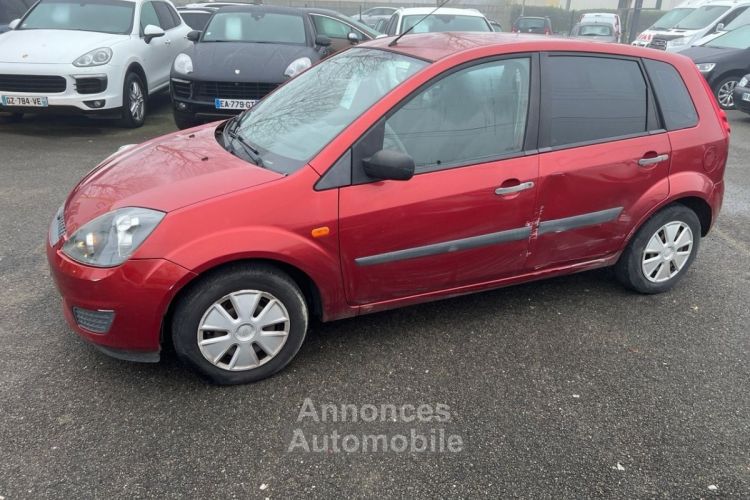 Ford Fiesta 1.4 TDCI 68CH TREND 5P - <small></small> 3.500 € <small>TTC</small> - #6