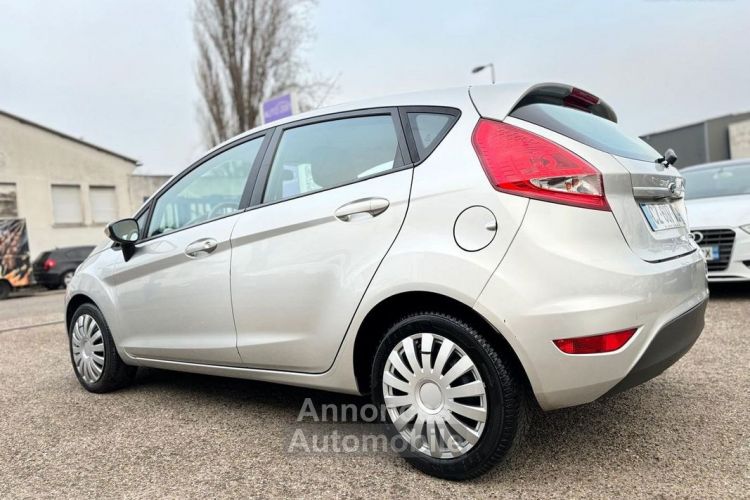 Ford Fiesta 1.4 TDCI 70CH FAP TREND PACK 5P - <small></small> 5.990 € <small>TTC</small> - #3