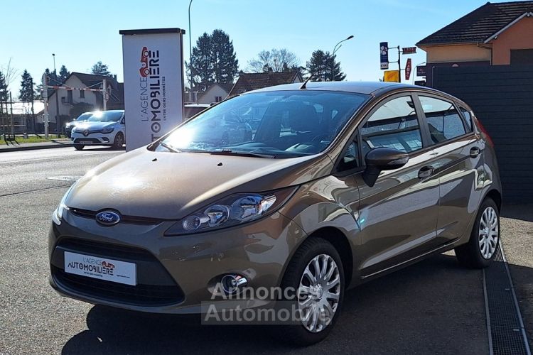 Ford Fiesta 1.4 TDCi 70cv Trend 5P 2ème main - <small></small> 5.990 € <small>TTC</small> - #3