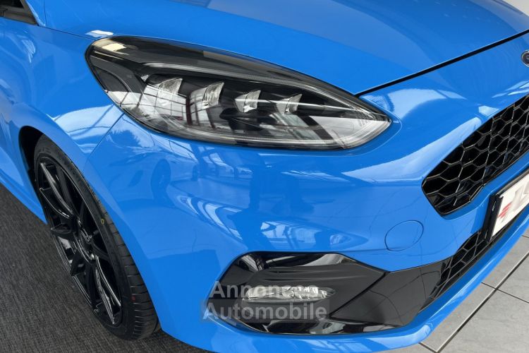 Ford Fiesta 1,5 200 EDITION PACK PERFORMANCE GPS CAMERA FULL LED REGULATEUR LIMITEUR CARPLAY PACK HIVER H - <small></small> 26.990 € <small>TTC</small> - #26