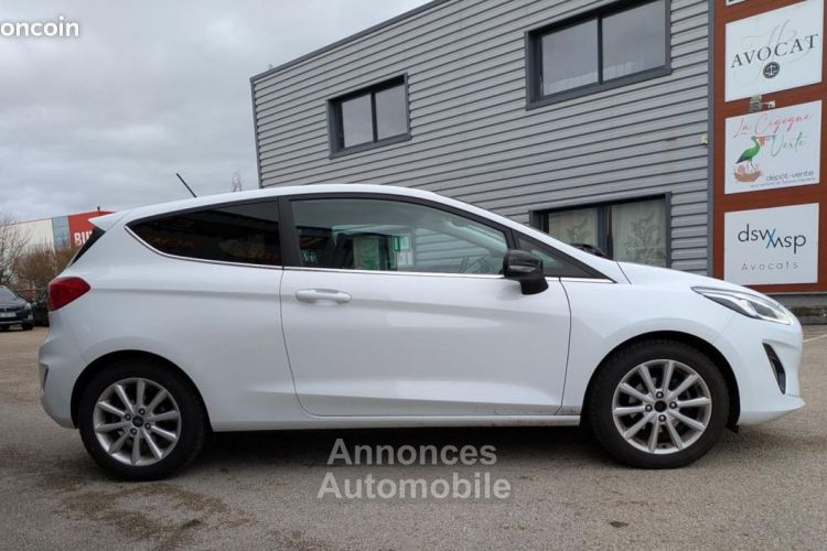 Ford Fiesta 1.5 TDCI 120ch TITANIUM START-STOP - <small></small> 9.490 € <small>TTC</small> - #4