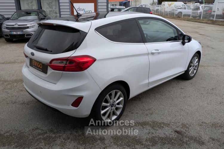 Ford Fiesta 1.5 TDCI 120ch TITANIUM START-STOP - <small></small> 9.490 € <small>TTC</small> - #5