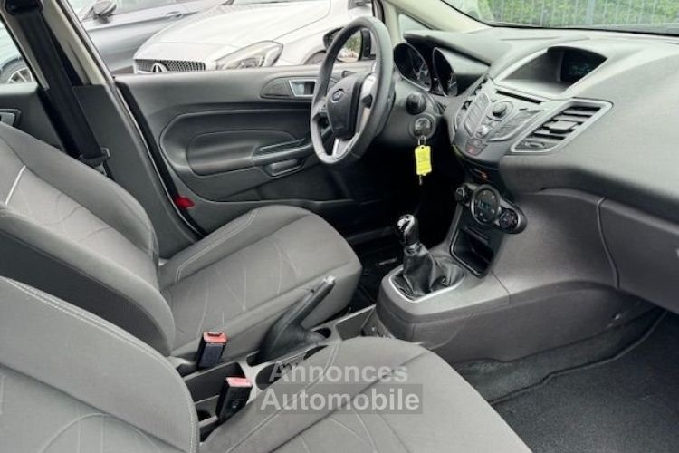 Ford Fiesta 1.5 TDCI 75CH FAP EDITION 5P - <small></small> 7.990 € <small>TTC</small> - #2