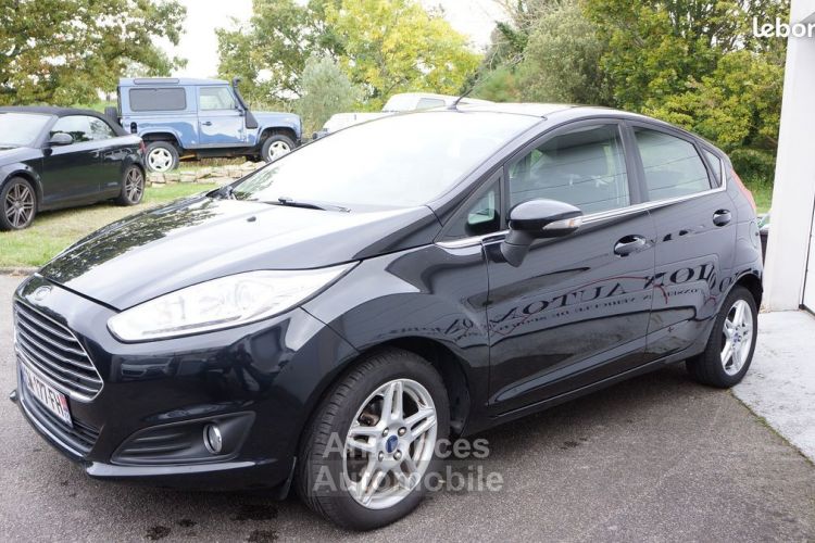 Ford Fiesta 1.5 TDCi 75ch Titanium 5 portes, 06-2013-180200km - <small></small> 5.500 € <small>TTC</small> - #1