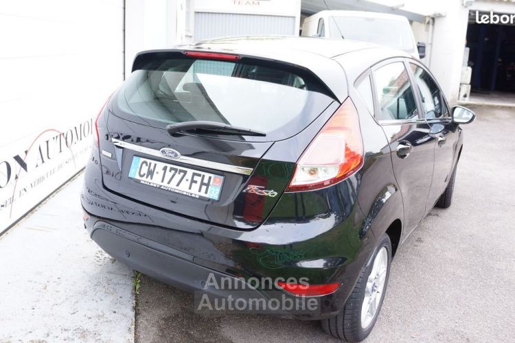 Ford Fiesta 1.5 TDCi 75ch Titanium 5 portes, 06-2013-180200km - <small></small> 5.500 € <small>TTC</small> - #3