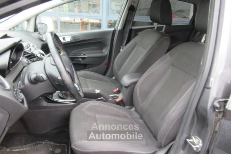 Ford Fiesta 1.5 TDCi 95 Titanium - <small></small> 7.490 € <small>TTC</small> - #8