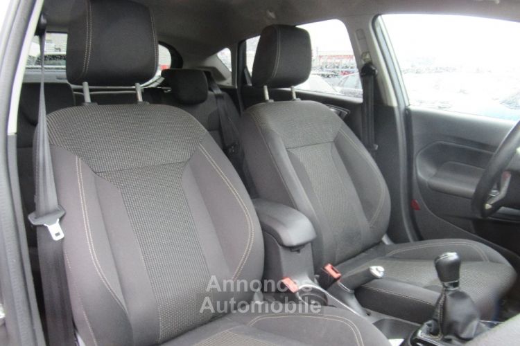 Ford Fiesta 1.5 TDCi 95 Titanium - <small></small> 7.490 € <small>TTC</small> - #10