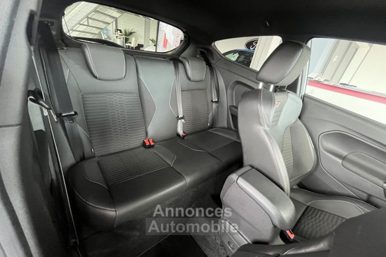 Ford Fiesta 1,6 200 EDITION LIMITED PACK PERFORMANCE GPS CAMERA HIFI SONY REGULATEUR KEYLESS RECARO PACK  - <small></small> 19.990 € <small>TTC</small> - #7