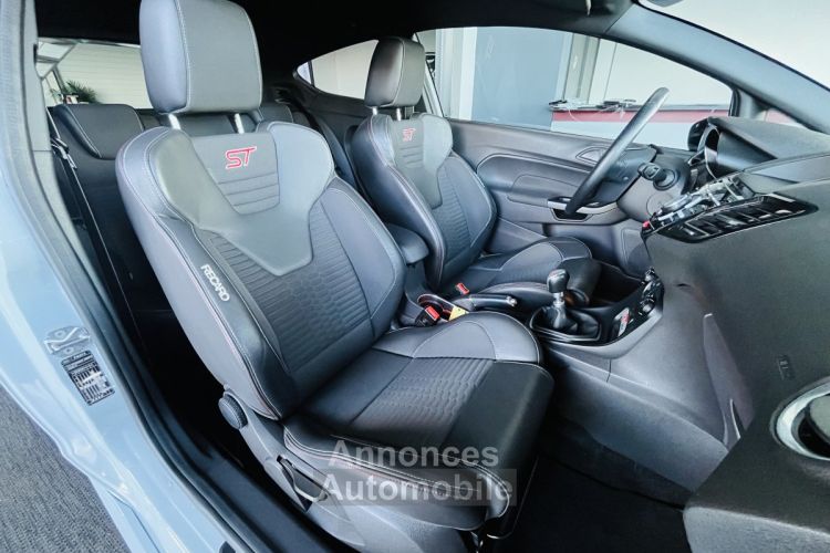 Ford Fiesta 1,6 200 EDITION LIMITED PACK PERFORMANCE HIFI SONY REGULATEUR RECARO HIVER PARK PILOT EC - <small></small> 18.990 € <small>TTC</small> - #6