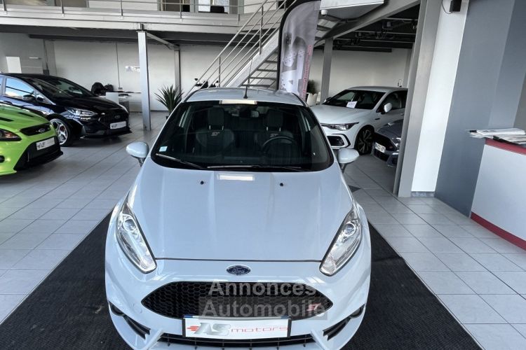 Ford Fiesta 1,6 200 EDITION LIMITED PACK PERFORMANCE HIFI SONY REGULATEUR RECARO HIVER PARK PILOT EC - <small></small> 18.990 € <small>TTC</small> - #20