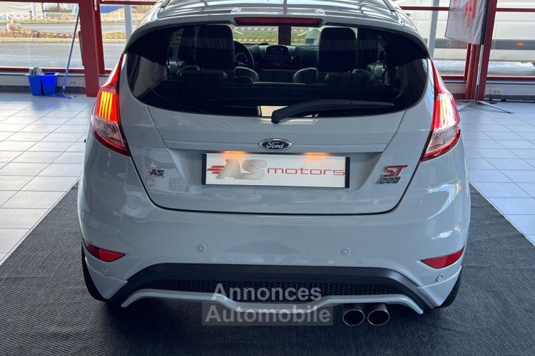 Ford Fiesta 1,6 200 EDITION LIMITED PACK PERFORMANCE HIFI SONY REGULATEUR RECARO HIVER PARK PILOT EC - <small></small> 18.990 € <small>TTC</small> - #23