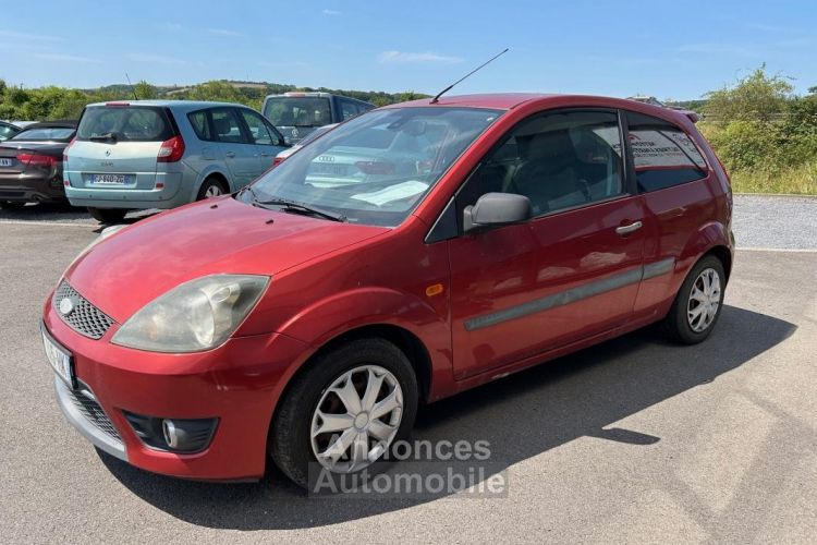 Ford Fiesta 1.6 TDCi Senso - <small></small> 2.490 € <small>TTC</small> - #1