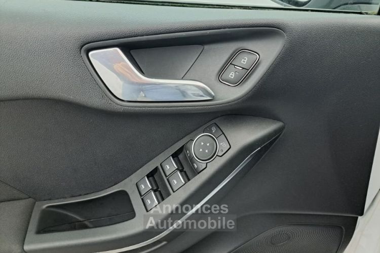 Ford Fiesta AFFAIRES 1.0 EcoBoost 100 TITANIUM BVA6 - <small></small> 11.988 € <small>TTC</small> - #17