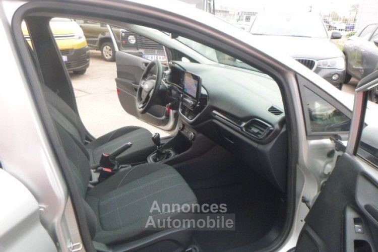 Ford Fiesta Connect Business Nav - <small></small> 12.900 € <small>TTC</small> - #8