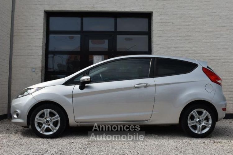 Ford Fiesta Fiësta 1.25i - <small></small> 6.500 € <small>TTC</small> - #17