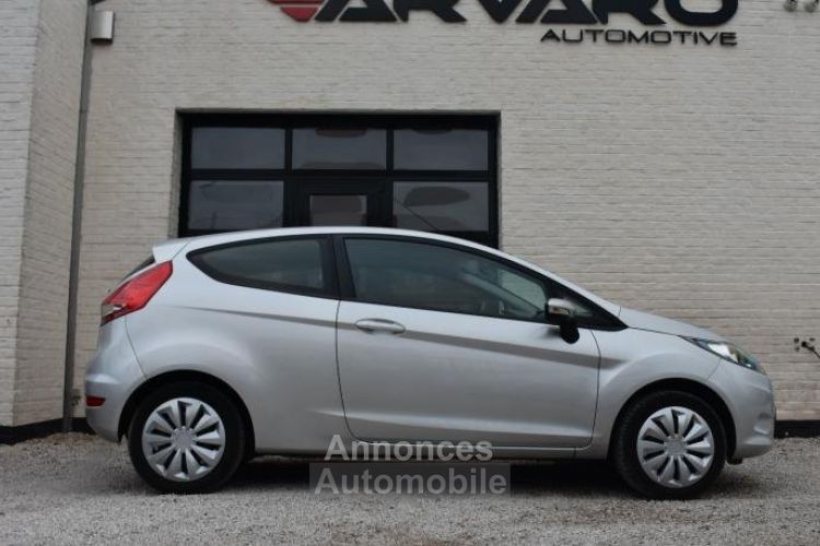 Ford Fiesta Fiësta 1.25i - <small></small> 5.490 € <small>TTC</small> - #2