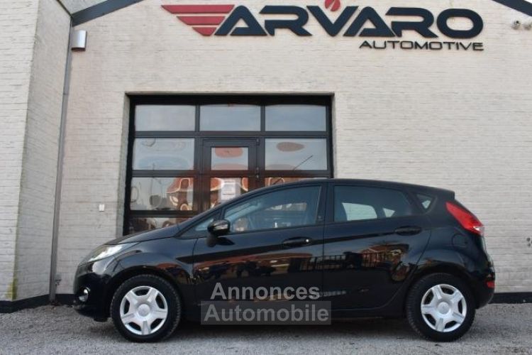 Ford Fiesta 1.25i Champions League - <small></small> 6.500 € <small>TTC</small> - #4