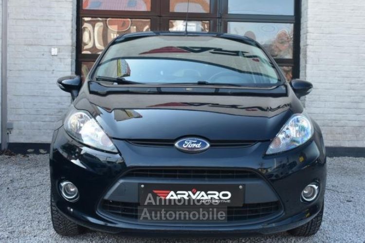 Ford Fiesta 1.25i Champions League - <small></small> 6.500 € <small>TTC</small> - #18