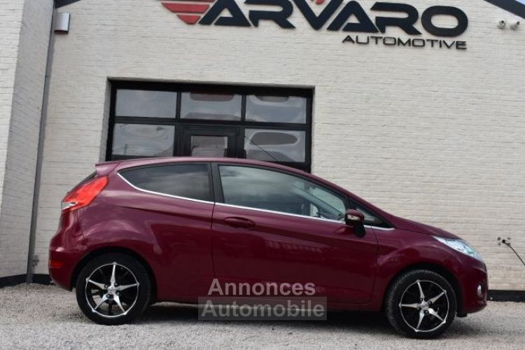 Ford Fiesta Fiësta 1.25i Titanium - <small></small> 5.950 € <small>TTC</small> - #1