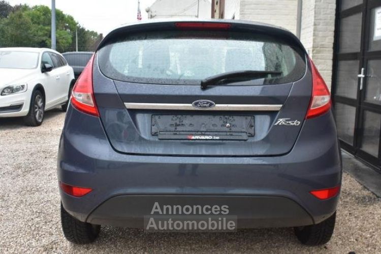 Ford Fiesta Fiësta 1.4i Titanium - <small></small> 6.500 € <small>TTC</small> - #16