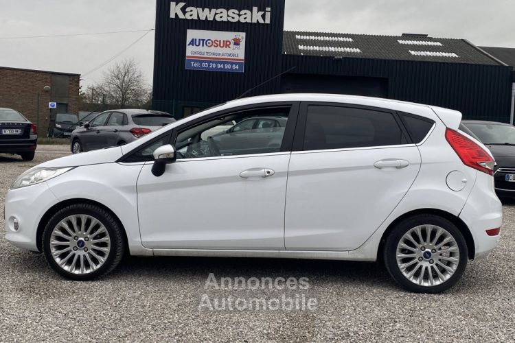 Ford Fiesta IV 1.4 TDCi 70ch FAP Titanium 5p - <small></small> 7.500 € <small>TTC</small> - #6