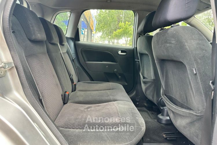 Ford Fiesta IV 1400 TDCI AMBIENTE 5P - <small></small> 2.995 € <small>TTC</small> - #7