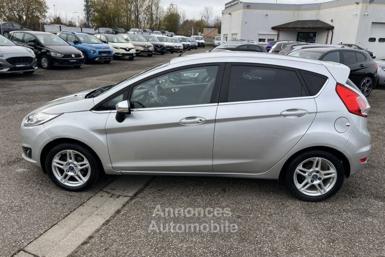 Ford Fiesta IV 1.5 TDCi 75ch 4cv 5Portes 5Places Régulateur ClimAuto - <small></small> 5.990 € <small>TTC</small> - #9