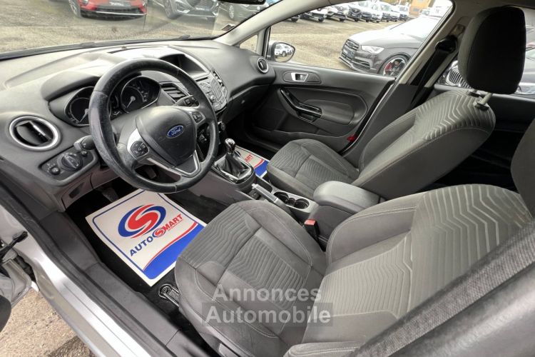 Ford Fiesta IV 1.5 TDCi 75ch 4cv 5Portes 5Places Régulateur ClimAuto - <small></small> 5.990 € <small>TTC</small> - #10