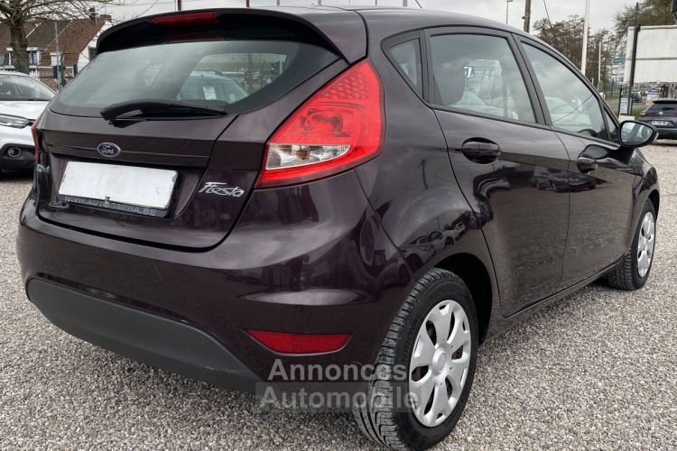 Ford Fiesta IV 1.6 TDCi 90ch DPF ECOnetic 5p - <small></small> 4.500 € <small>TTC</small> - #3