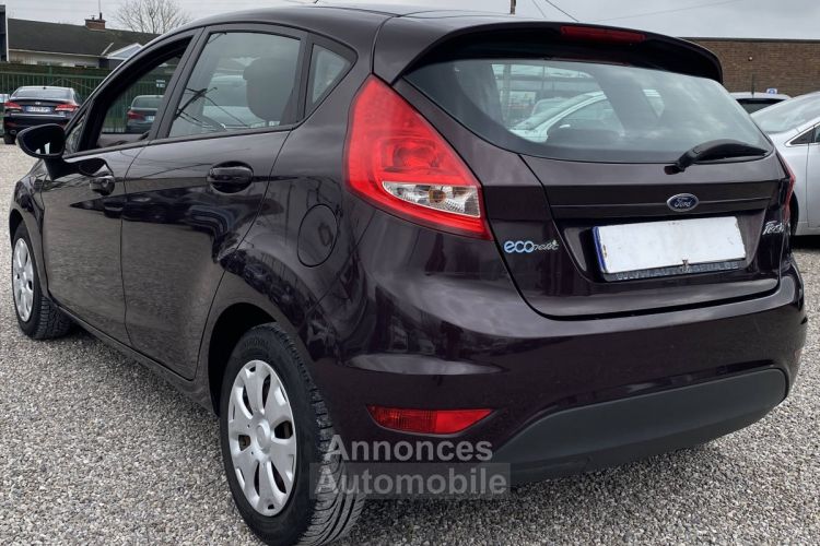 Ford Fiesta IV 1.6 TDCi 90ch DPF ECOnetic 5p - <small></small> 4.500 € <small>TTC</small> - #5