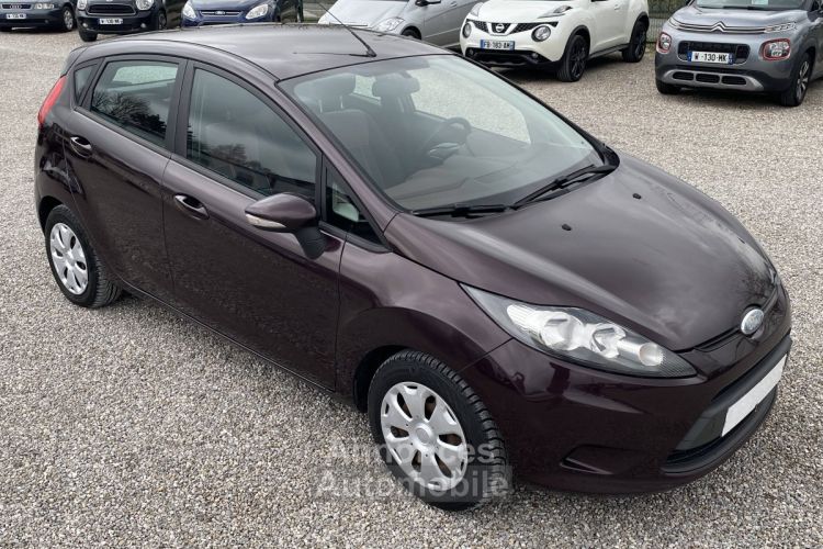 Ford Fiesta IV 1.6 TDCi 90ch DPF ECOnetic 5p - <small></small> 4.500 € <small>TTC</small> - #9