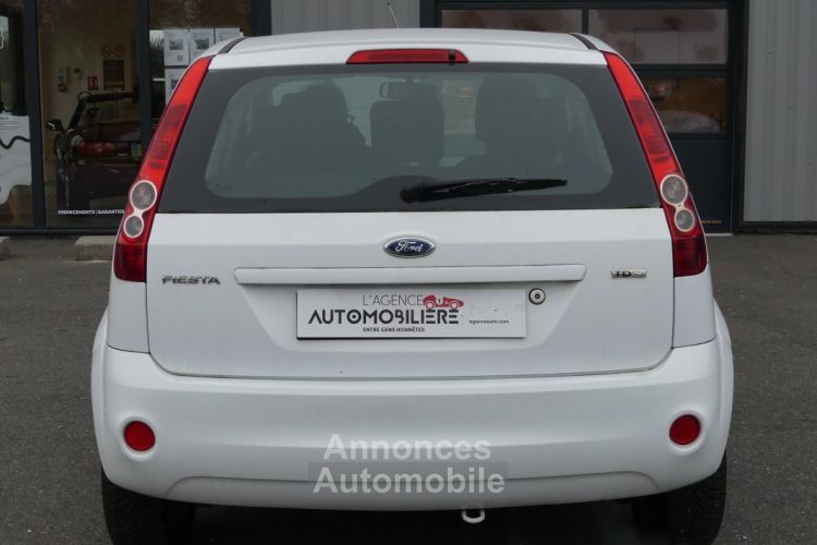 Ford Fiesta Phase 2 1.4 TDCi 68cv - <small></small> 3.490 € <small>TTC</small> - #4